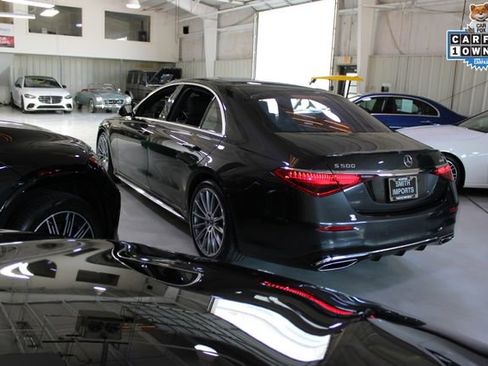 Used 2022 Mercedes-Benz S 500 4MATIC w/ AMG Line Package image 42