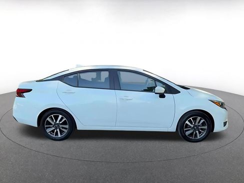 Used 2025 Nissan Versa SV FWD image 16