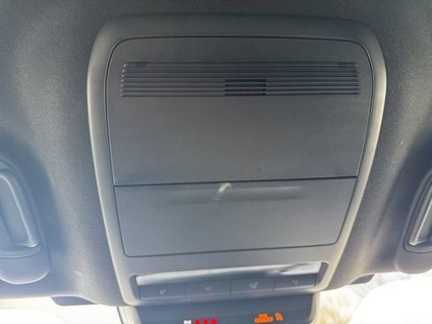 Used 2024 MAZDA MAZDA3 s FWD image 31