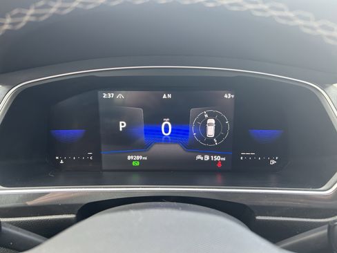 Used 2022 Volkswagen Tiguan SE image 26