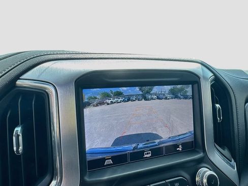 Used 2021 GMC Sierra 1500 SLT AWD/4WD image 16