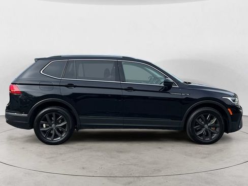 Used 2024 Volkswagen Tiguan SE AWD/4WD image 6