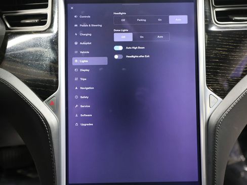 Used 2017 Tesla Model S 90D image 52