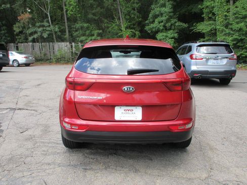 Used 2018 Kia Sportage LX FWD image 6