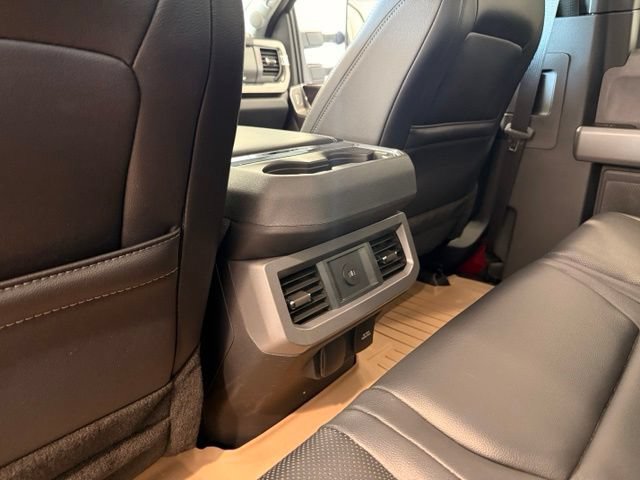 Used 2024 Ford F350 Lariat w/ Chrome Package AWD/4WD image 18