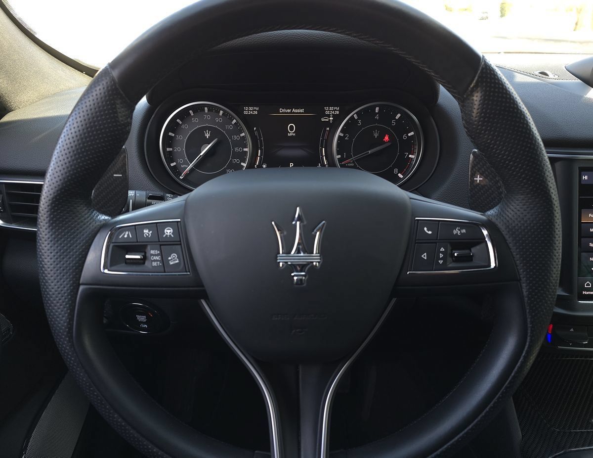 Used 2023 Maserati Levante Modena AWD/4WD image 29