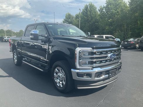 New 2026 Ford F250 Lariat w/ Chrome Package AWD/4WD image 3