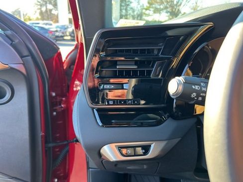 Used 2025 Lexus RX 350 FWD image 28