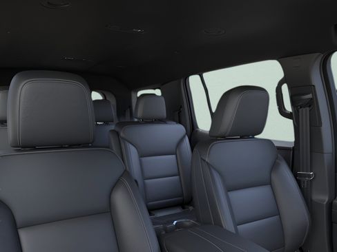 New 2026 Chevrolet Traverse LT w/ Midnight/Sport Edition AWD/4WD image 24