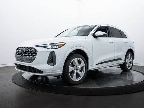 New 2025 Audi Q5 Premium Plus image 6