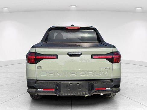 Used 2025 Hyundai Santa Cruz Limited AWD/4WD image 5