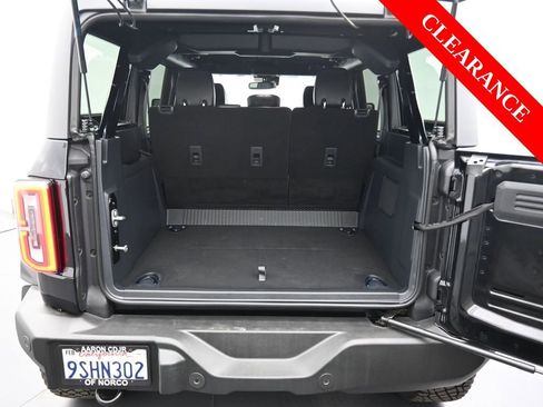 Used 2024 Ford Bronco Wildtrak image 18