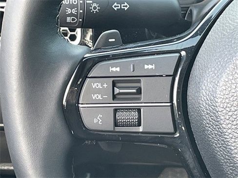 Certified 2025 Honda Civic Sport image 13