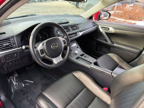 Used 2012 Lexus CT 200h image 7