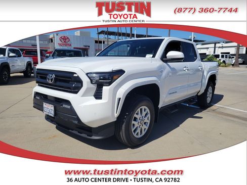 Certified 2024 Toyota Tacoma SR5 AWD/4WD image 1