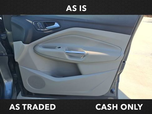 Used 2014 Ford Escape SE w/ Equipment Group 201A FWD image 16
