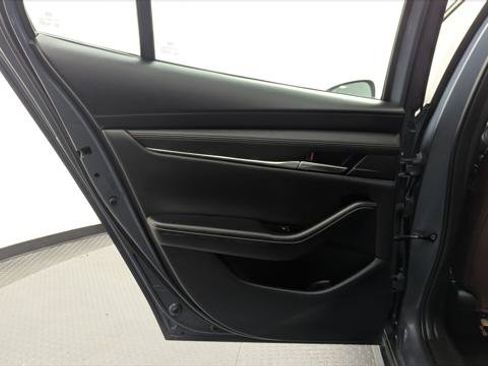 Used 2024 MAZDA MAZDA3 s image 12