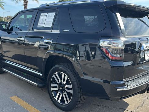 Used 2021 Toyota 4Runner Limited image 5