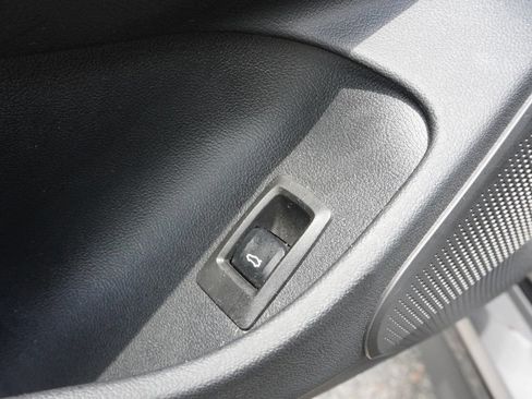 Used 2023 BMW i4 eDrive35 w/ Premium Package RWD image 43