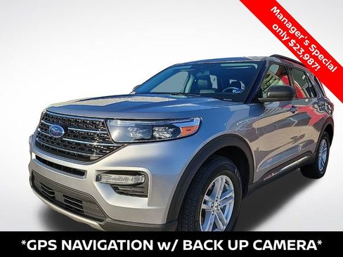 Used 2021 Ford Explorer XLT w/ Equipment Group 202A AWD/4WD image 1
