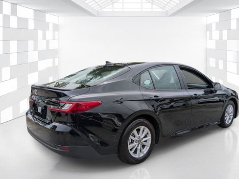 Used 2025 Toyota Camry LE w/ Convenience Package FWD image 6