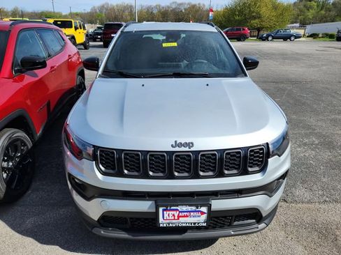 New 2026 Jeep Compass Latitude AWD/4WD image 2