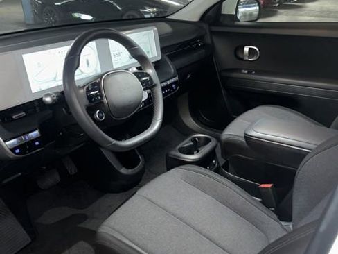 Certified 2024 Hyundai Ioniq 5 SEL RWD image 8