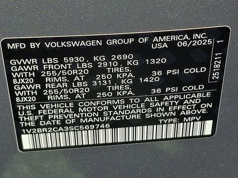 Used 2025 Volkswagen Atlas SEL AWD/4WD image 27