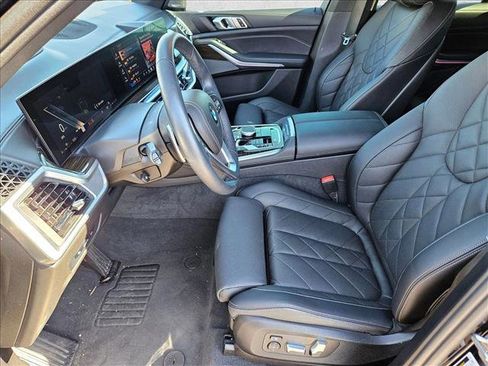 Used 2024 BMW X5 sDrive40i w/ Premium Package image 18