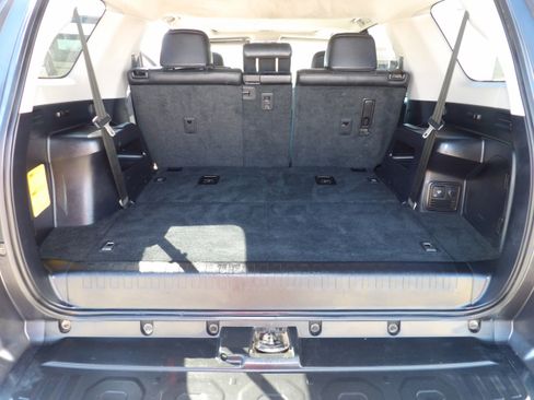 Used 2012 Toyota 4Runner Limited AWD/4WD image 14