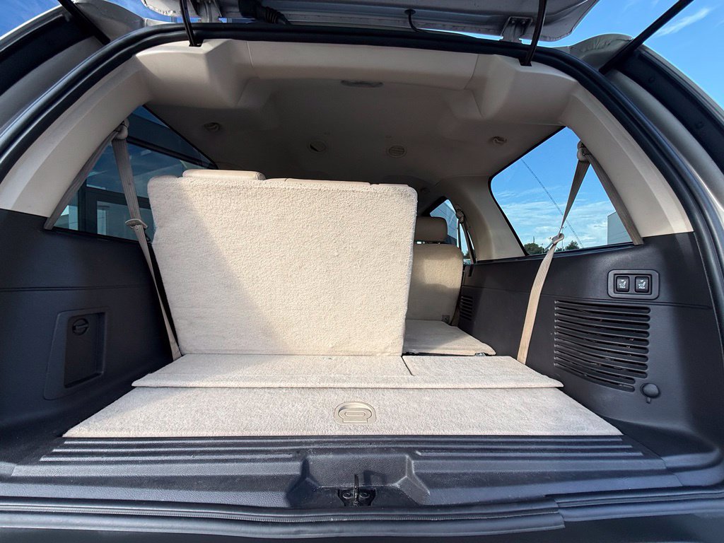 Used 2005 Lincoln Navigator Ultimate AWD/4WD image 10