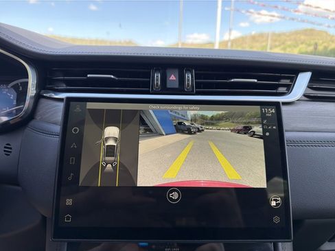 Used 2023 Jaguar F-PACE S image 27