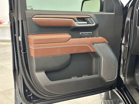 Used 2026 GMC Sierra 1500 Denali Ultimate AWD/4WD image 9
