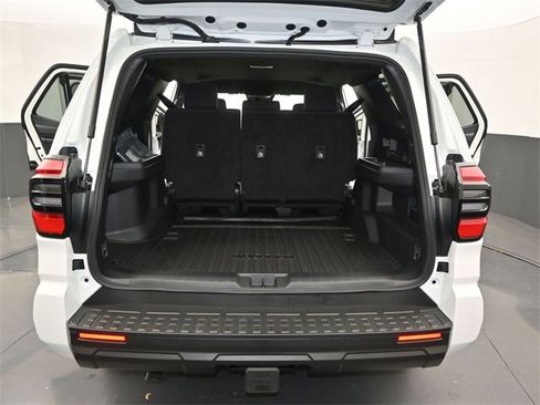 New 2026 Toyota 4Runner SR5 image 12