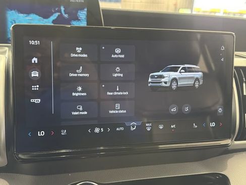 Certified 2025 Ford Expedition Active RWD image 5