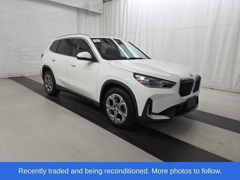 Used 2023 BMW X1 xDrive28i w/ Convenience Package AWD/4WD image 1