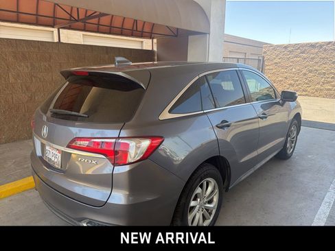 Used 2018 Acura RDX FWD image 4