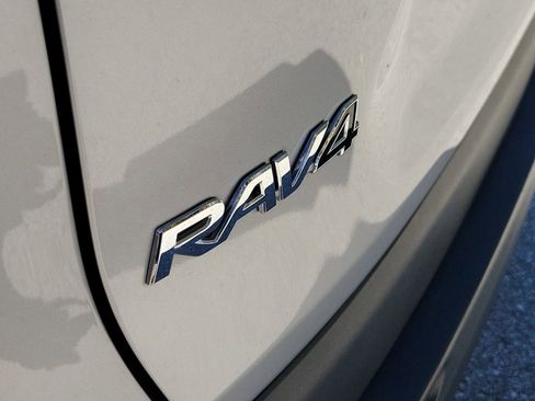Used 2024 Toyota RAV4 XLE image 6