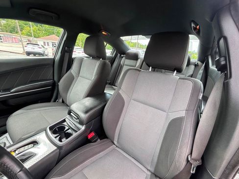 Used 2016 Dodge Charger SXT w/ Navigation & Travel Group RWD image 24