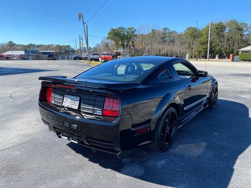 Used 2007 Ford Mustang GT RWD image 5