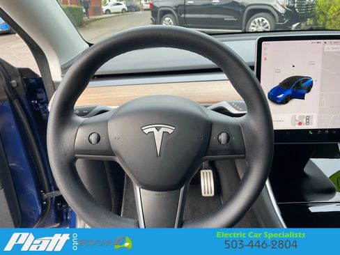 Used 2020 Tesla Model Y Performance image 31