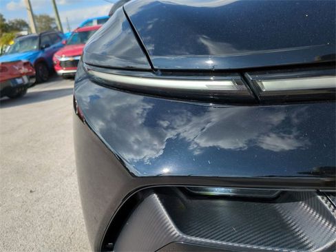 Certified 2024 Chevrolet Equinox EV RS image 10