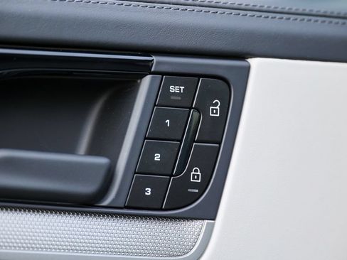 Certified 2026 Porsche Cayenne Coupe AWD/4WD image 29