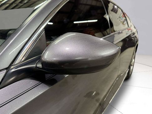 Used 2020 Honda Accord EX image 11