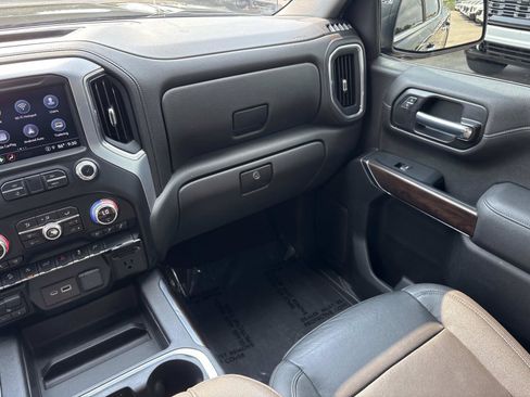 Used 2021 GMC Sierra 1500 SLT w/ SLT Premium Package AWD/4WD image 29
