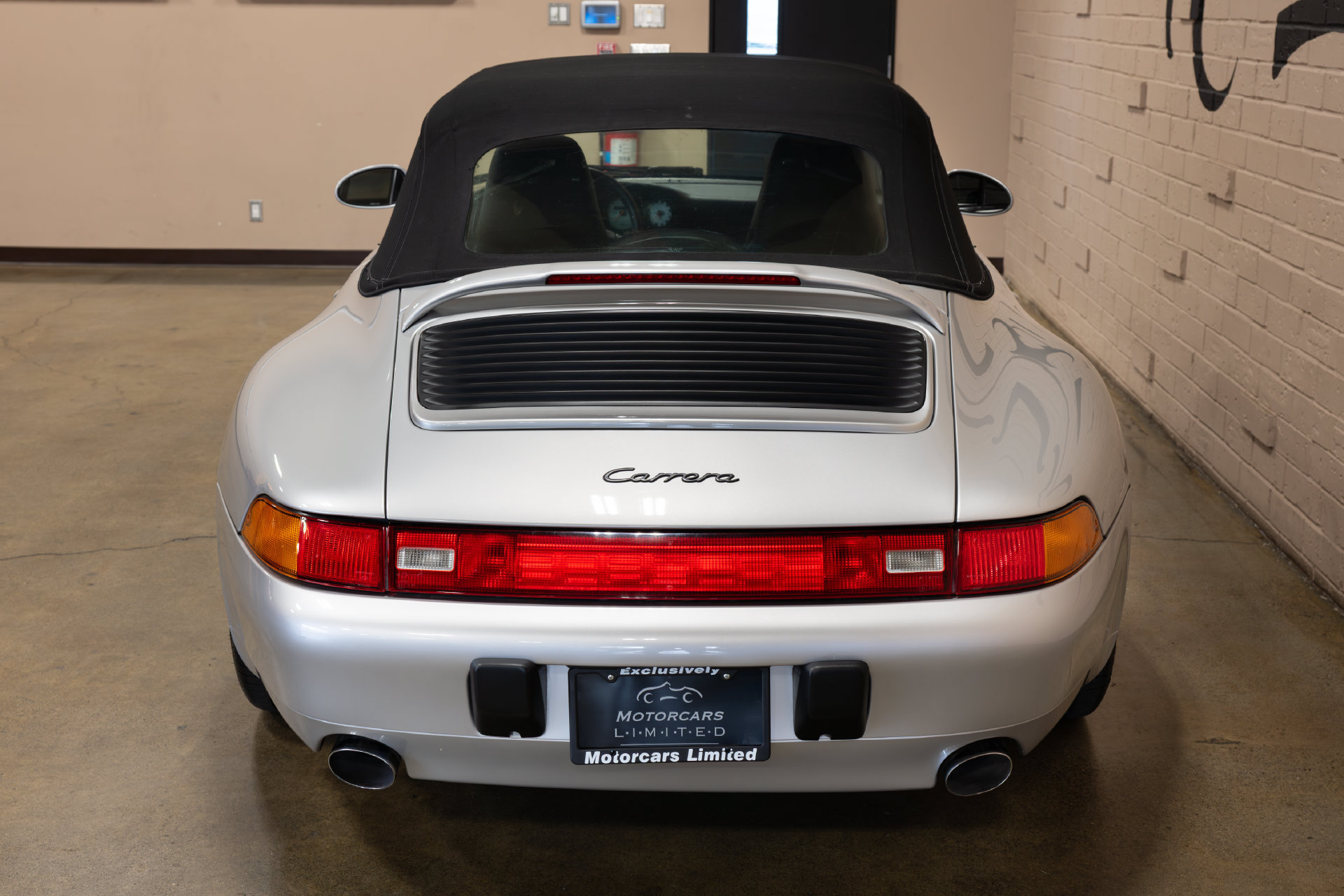 Used 1998 Porsche 911 Carrera RWD image 20