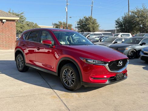 Used 2017 MAZDA CX-5 Touring w/ Preferred Equipment Package image 3