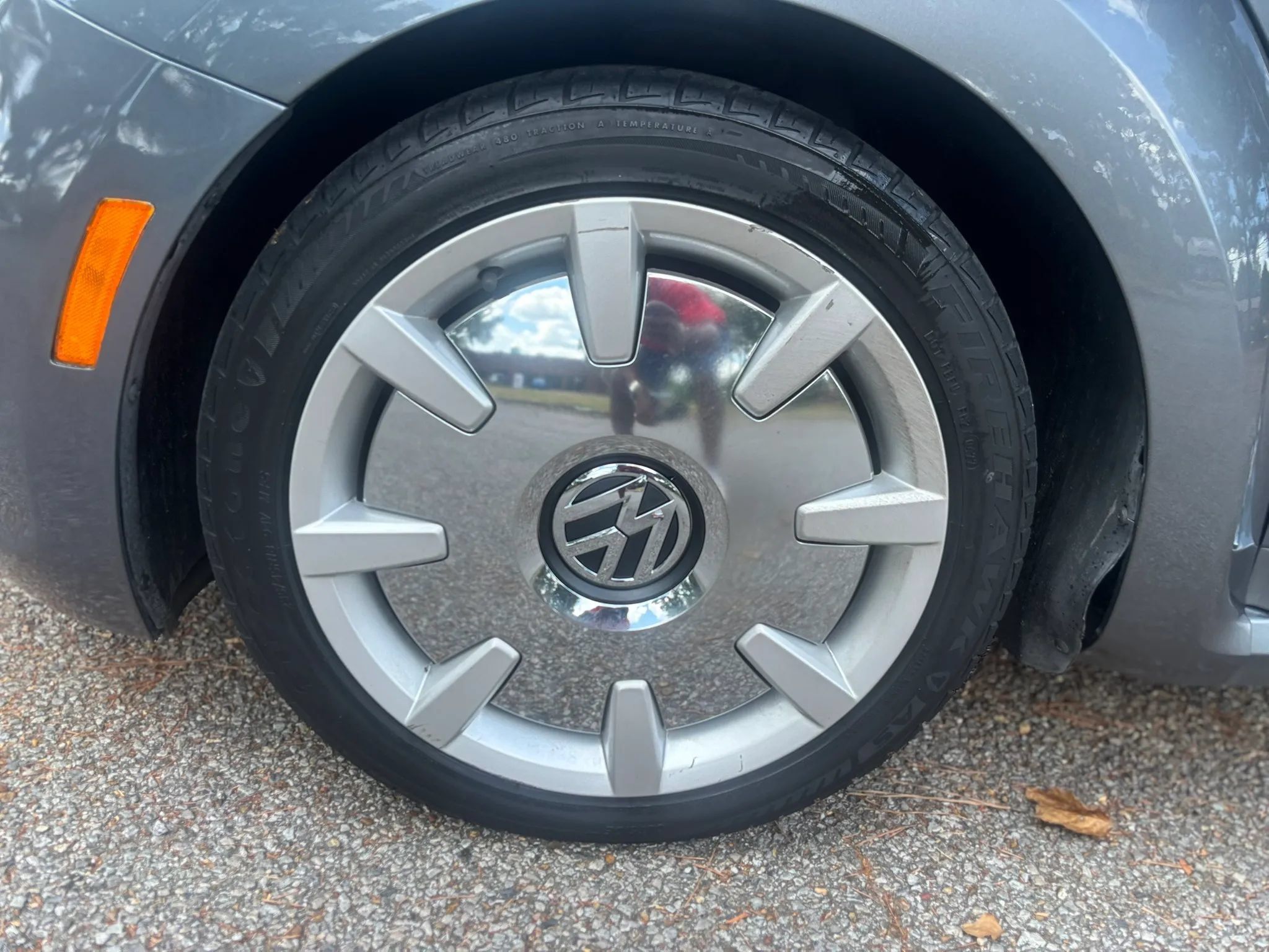 Used 2013 Volkswagen Beetle 2.5 FWD image 33