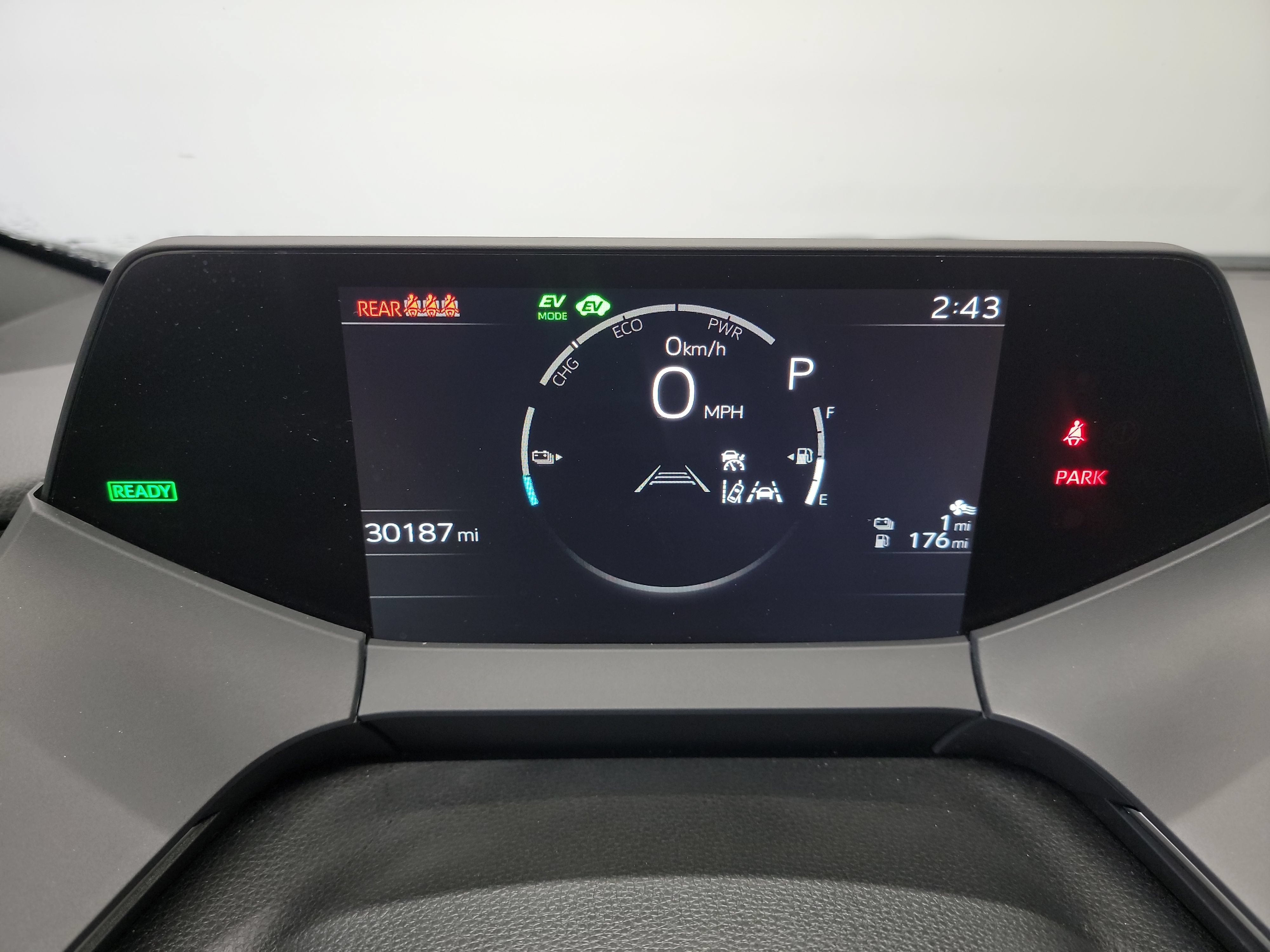 Used 2023 Toyota Prius Prime Premium FWD image 18