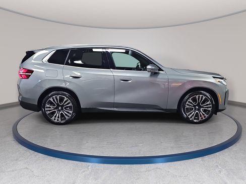 New 2026 BMW X3 xDrive30 w/ Premium Package image 4